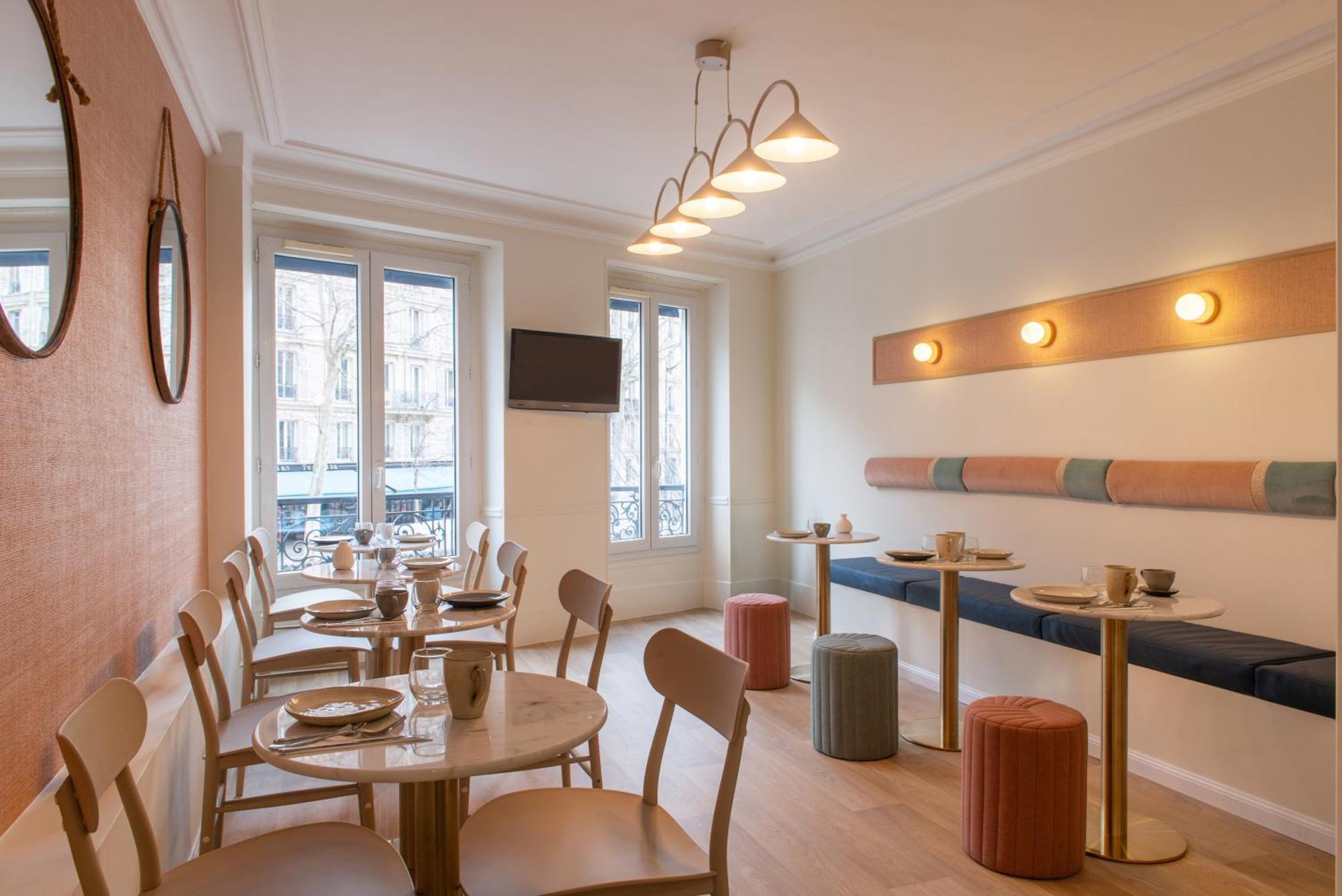 Hotel Avama Prony París