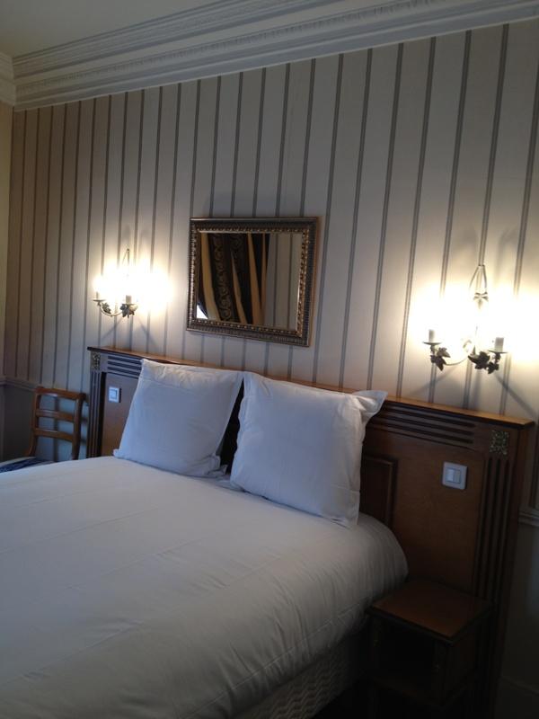 Hotel Avama Prony París