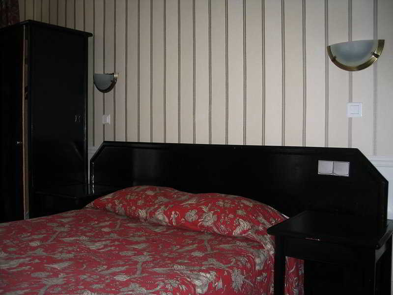 Avama Prony 3* París